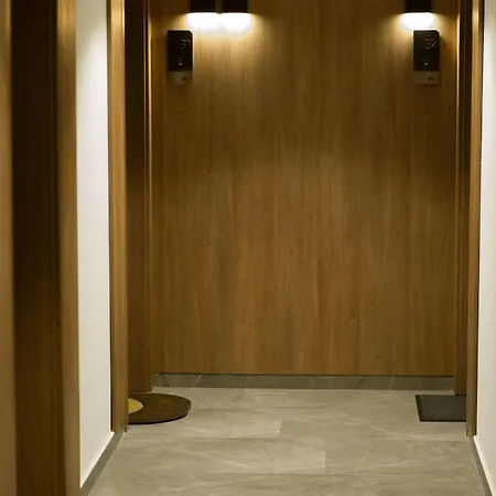 Luxury - Urban Plaza - Mountain View * Brasov